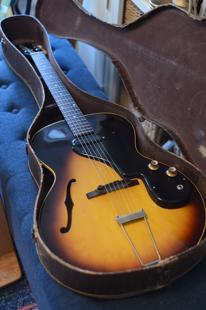 1962 Gibson ES-120T