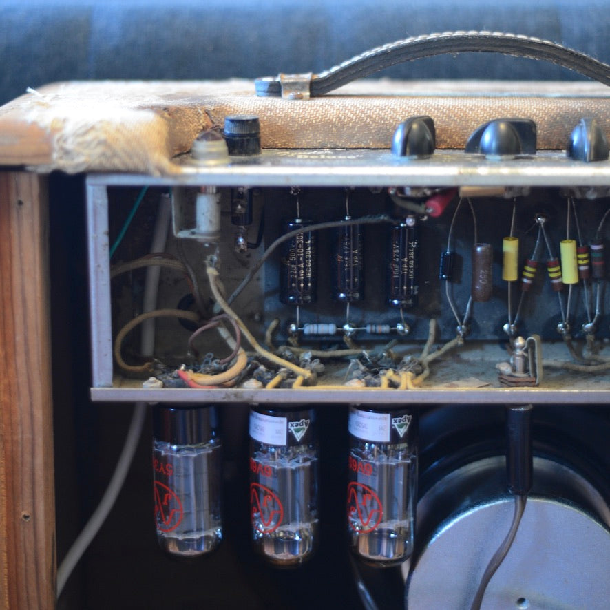 1953 Fender Deluxe 5B3 Wide Panel