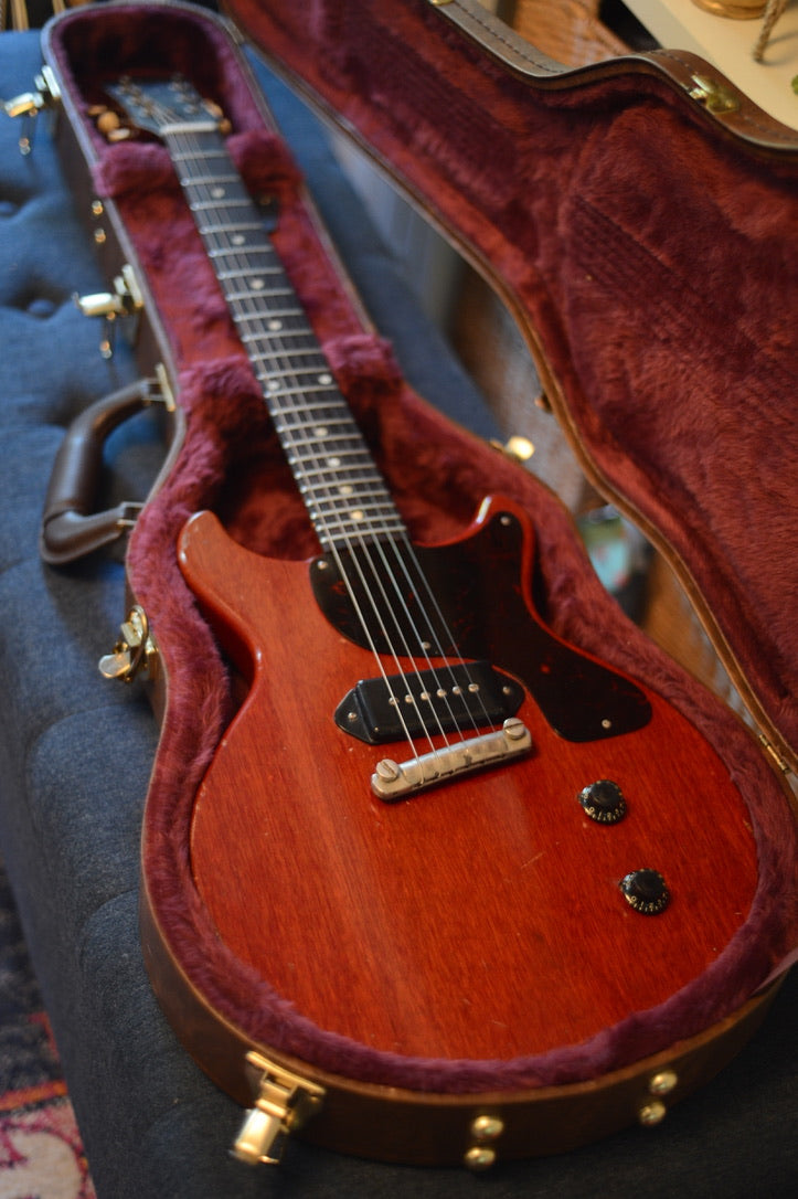 Cherry red double cut les paul junior in case