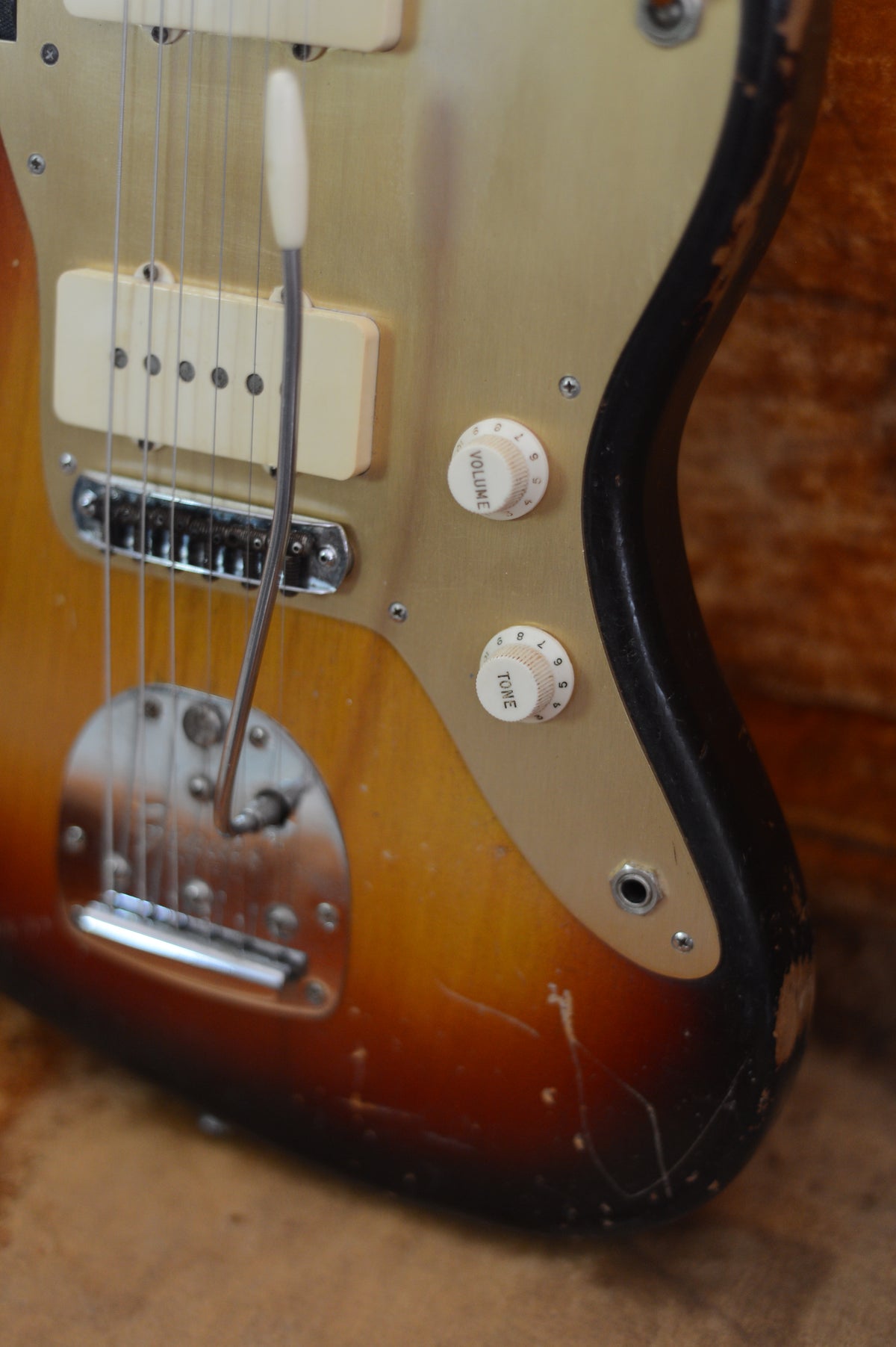 1959 Fender Jazzmaster Gold Guard Sunburst - photo 13