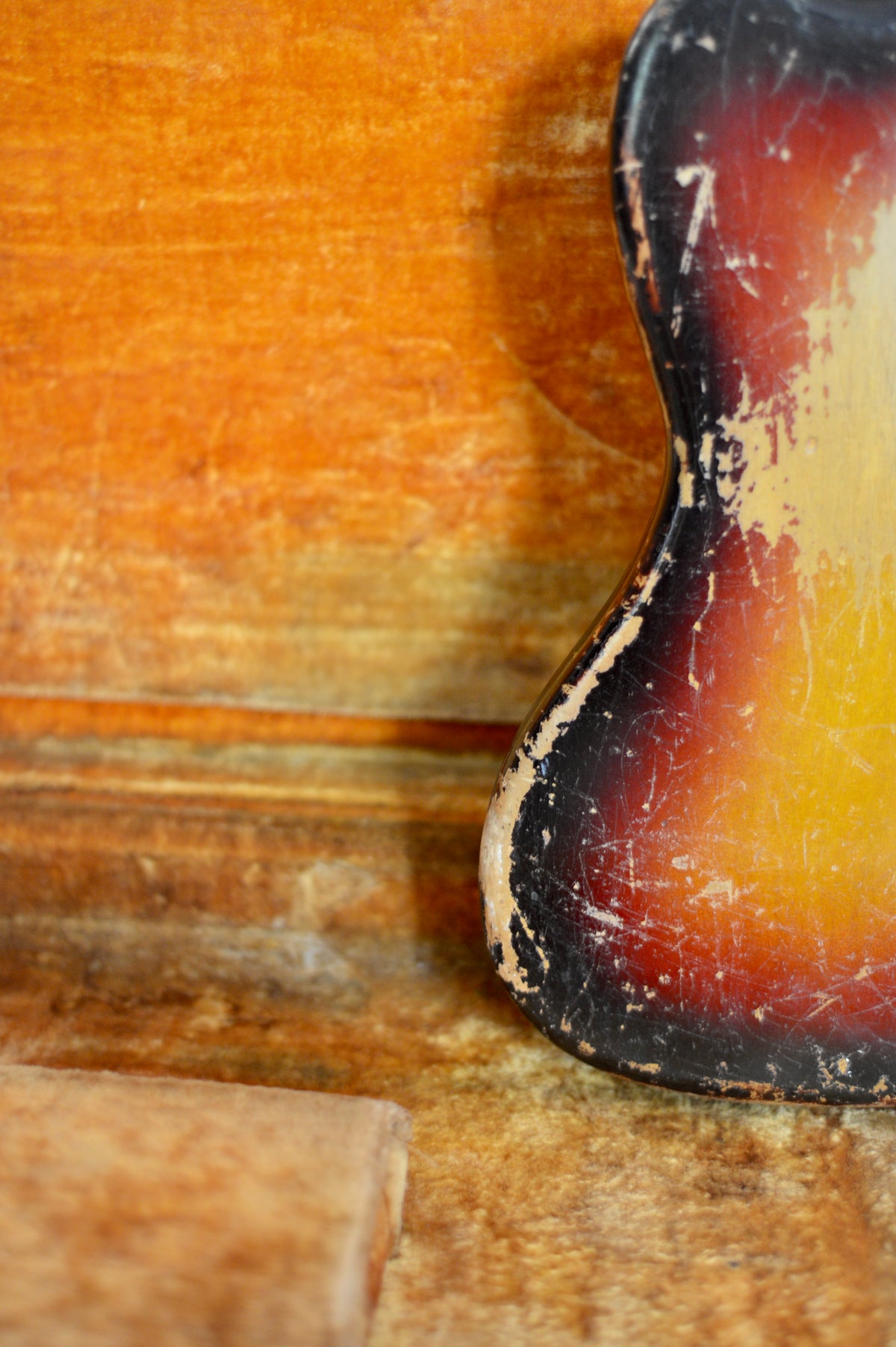 1959 Fender Jazzmaster Gold Guard Sunburst - photo 18