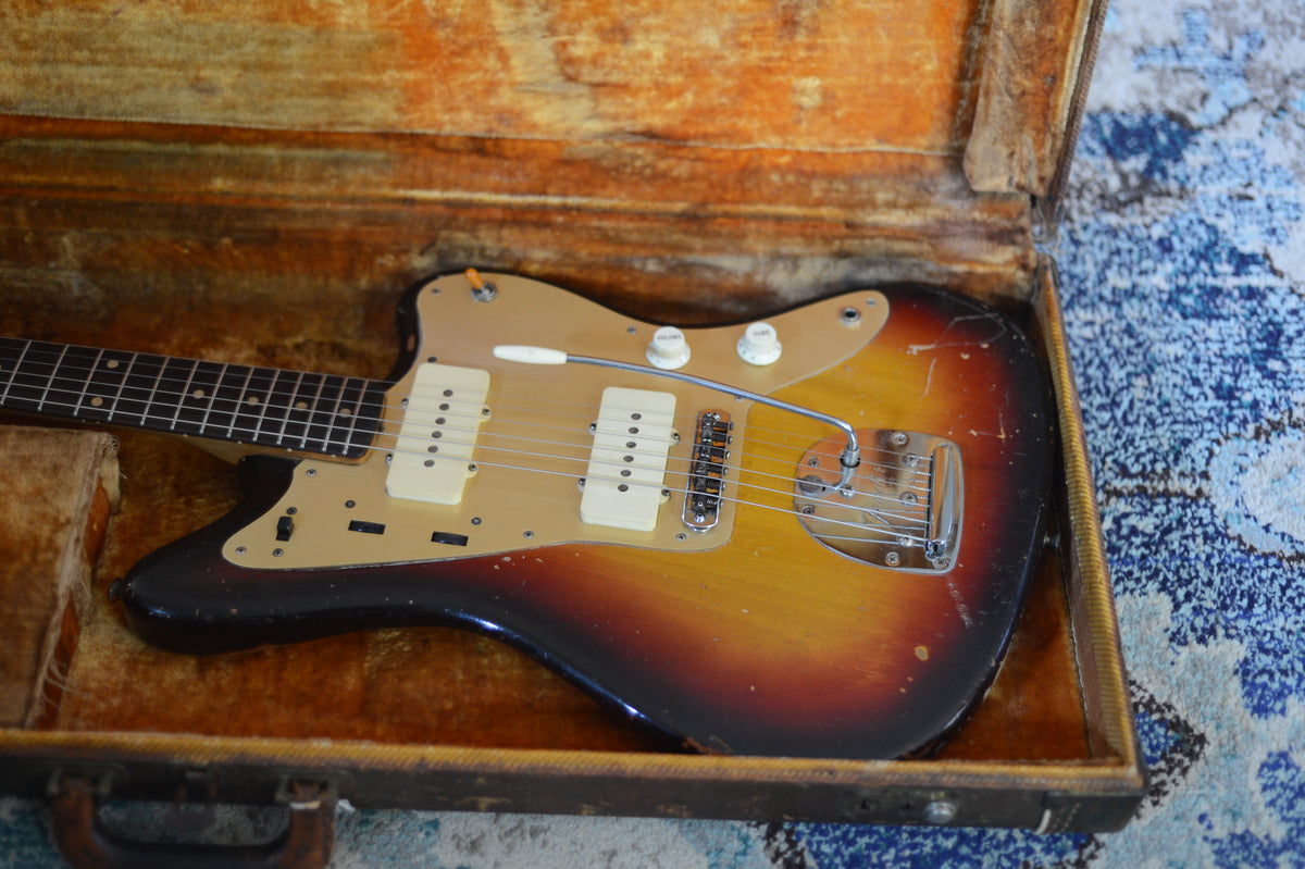 1959 Fender Jazzmaster Gold Guard Sunburst - photo 19