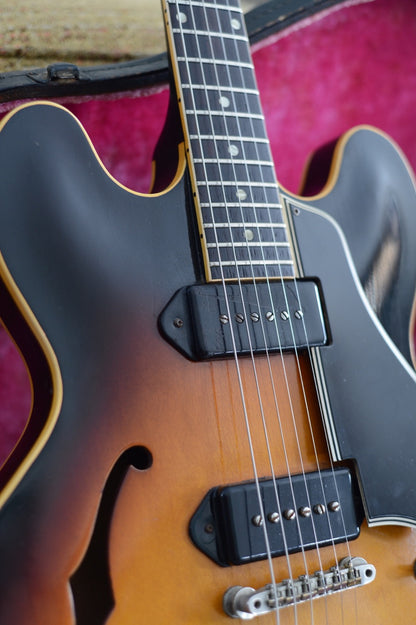 1960 Gibson ES-330 fretboard with dot fretboard inlays
