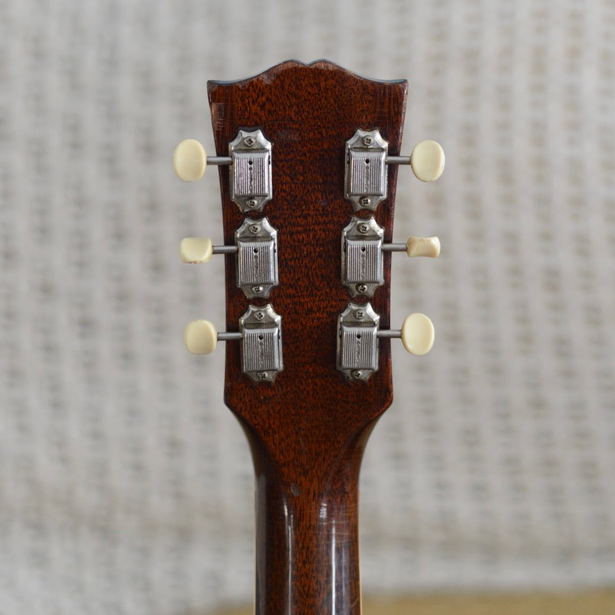 Gibson ES-330 with original tuners and no breaks or repairs