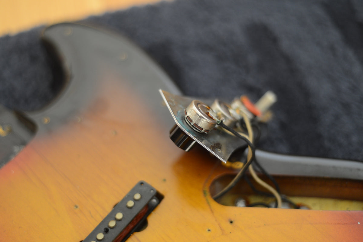 1962 Fender Jazz Bass Sunburst - photo 16