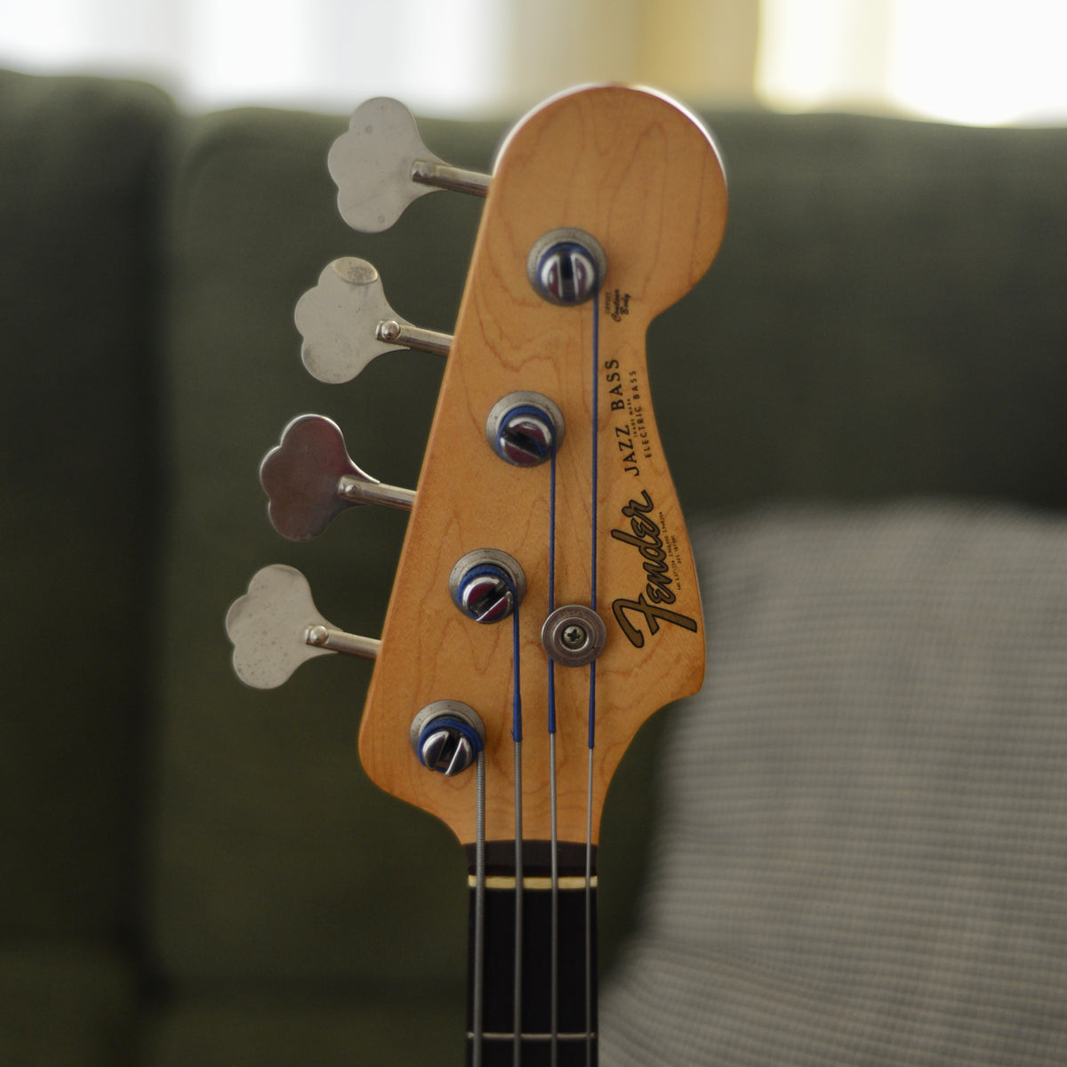 1962 Fender Jazz Bass Sunburst headstock