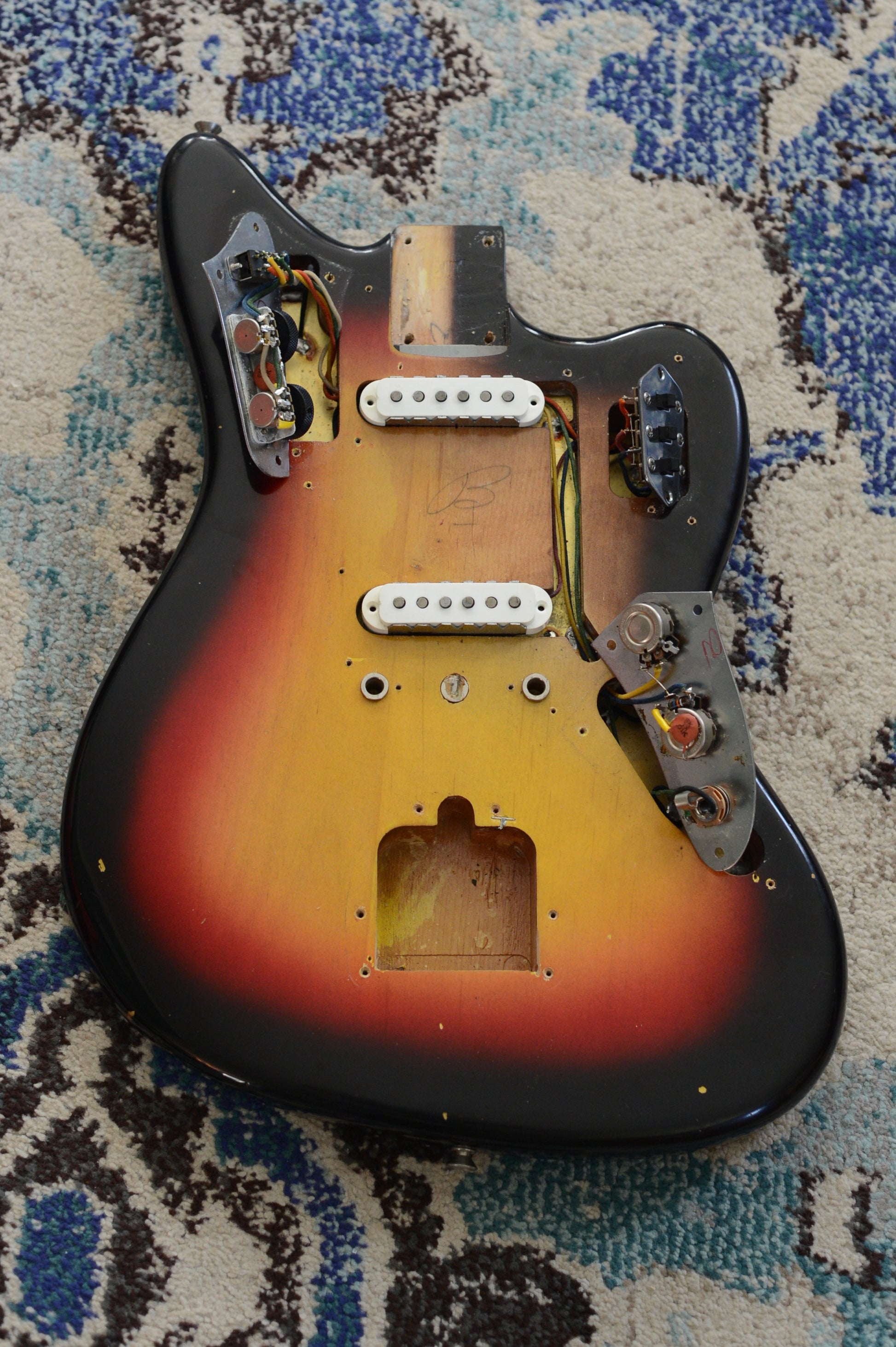 Electronics of 1963 Fender Jaguar