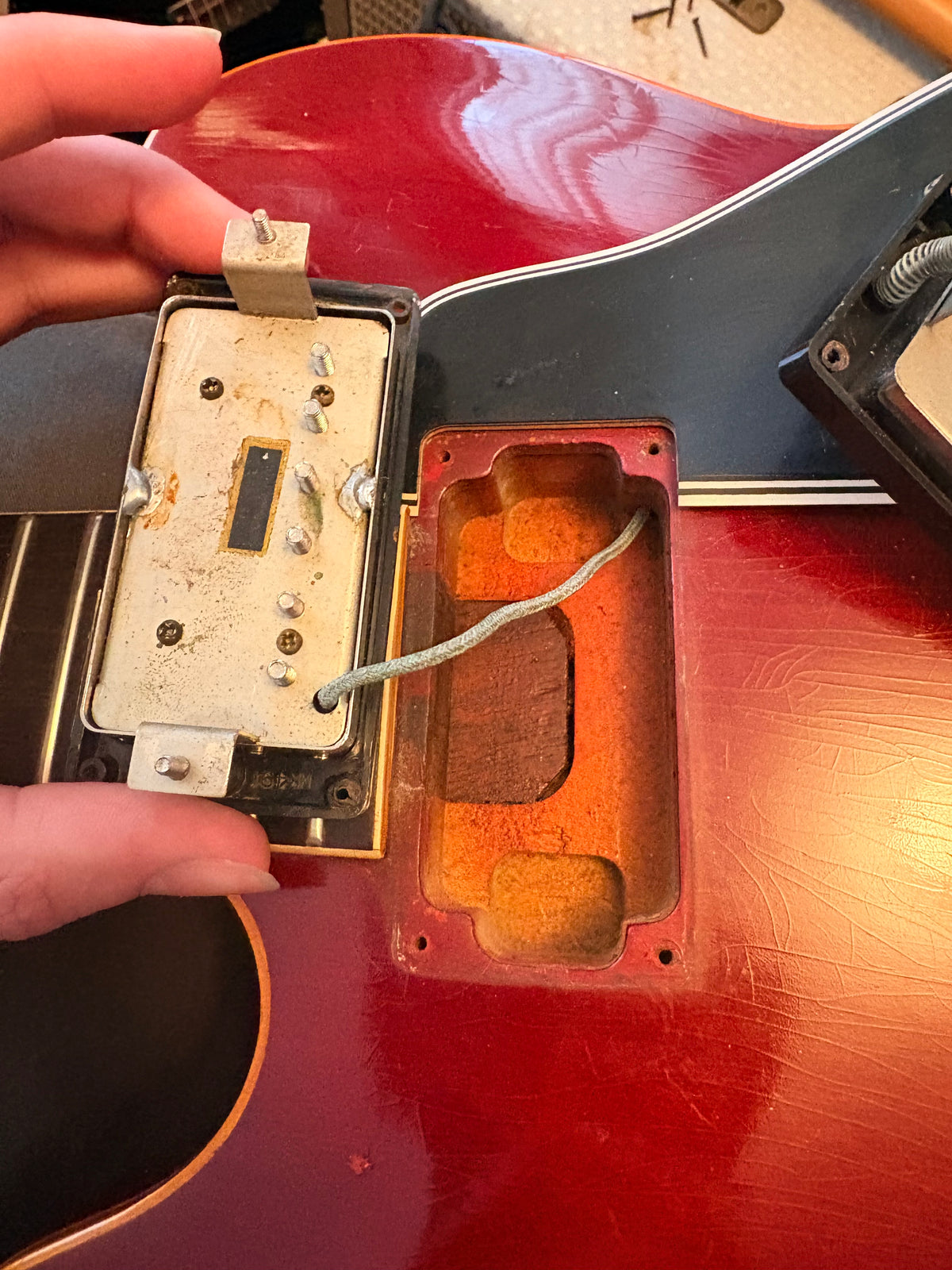 1963 Gibson ES-335TD Cherry Bigsby - photo 18