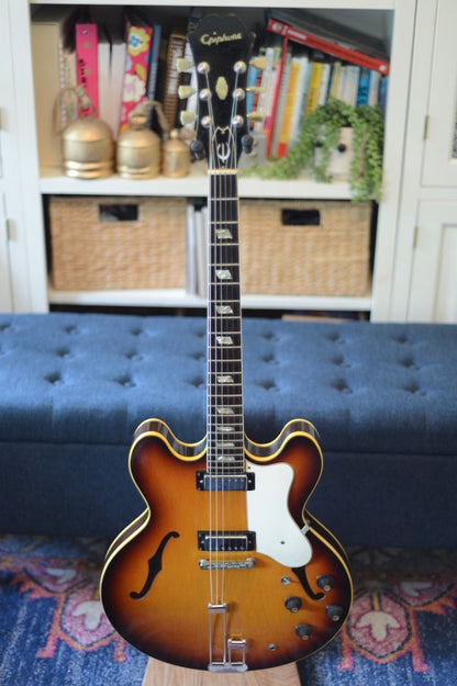 Full view of 1967 Epiphone Riviera