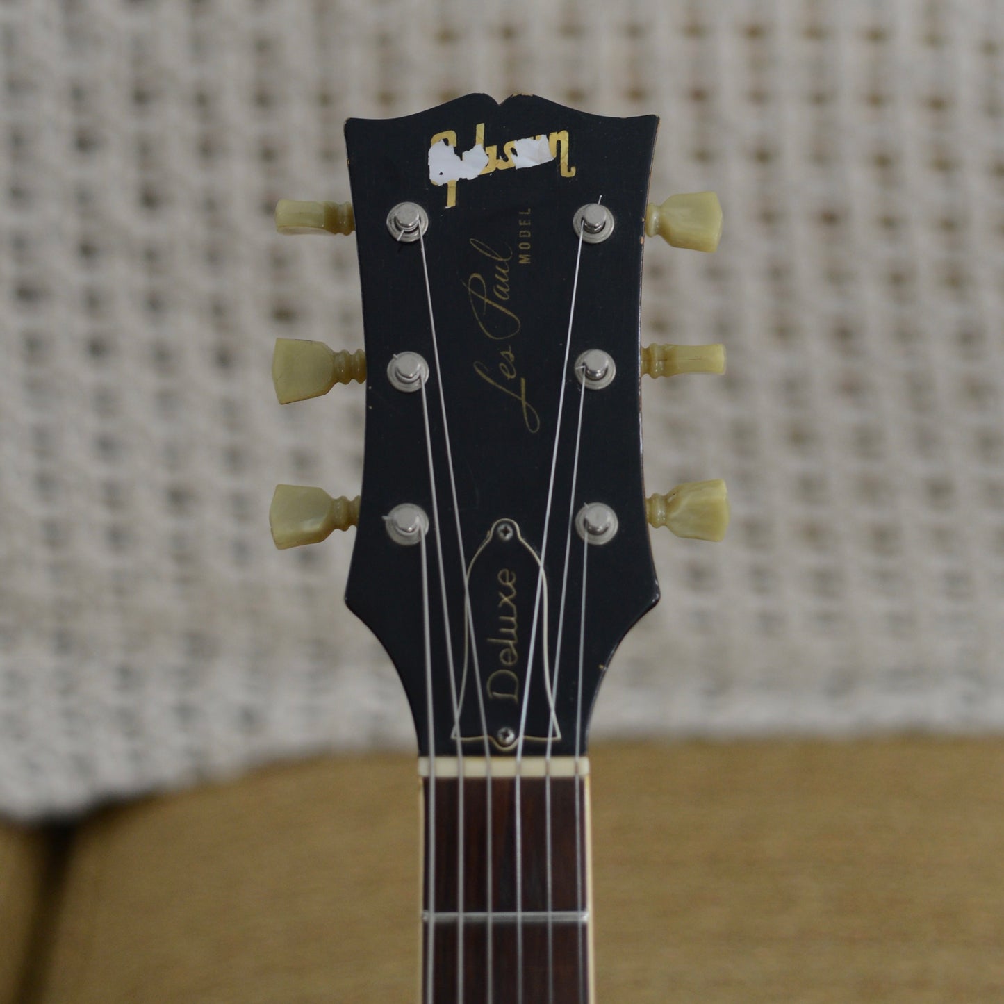 1969 Les Paul Deluxe Headstock Flaking Logo