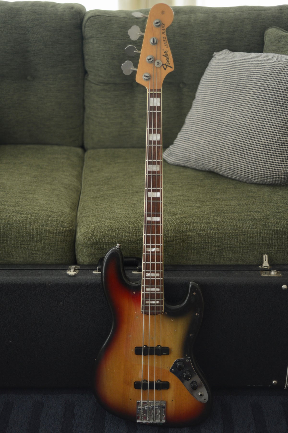 1972 Fender Jazz Bass Sunburst - photo 2