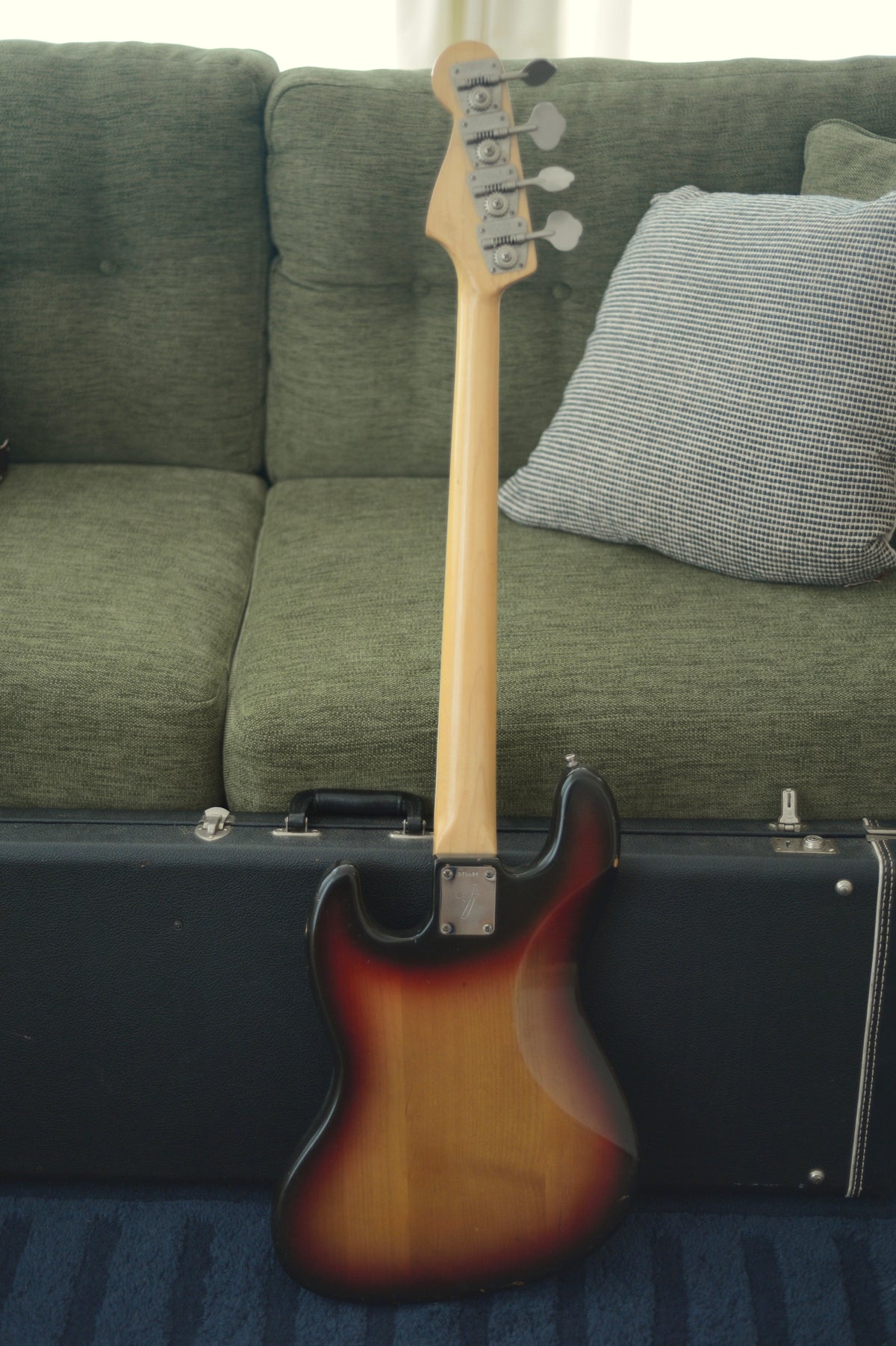1972 Fender Jazz Bass Sunburst - photo 3