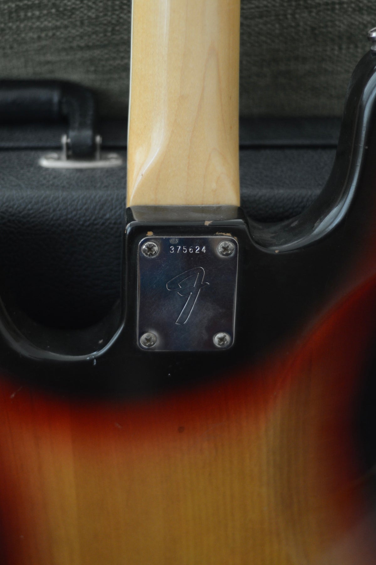 1972 Fender Jazz Bass Sunburst - photo 7