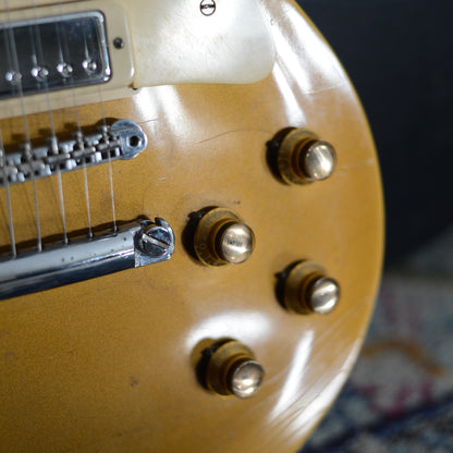 Reflector knobs of 1969 Les Paul Deluxe